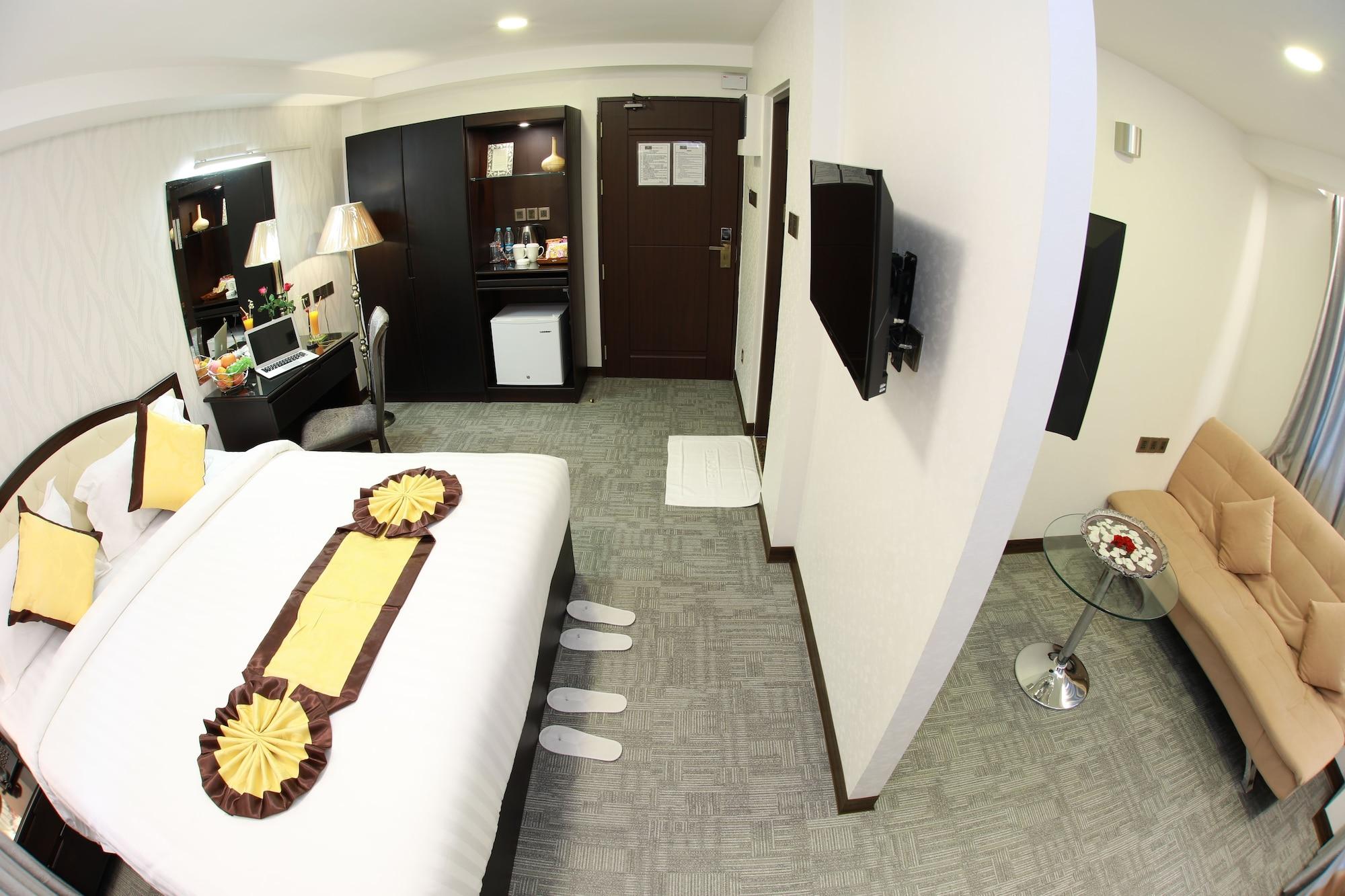 Rose Palace Hotel Янгон Екстериор снимка